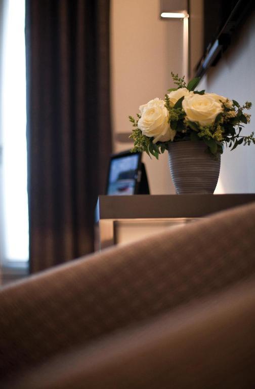 Le Grey Hotel Paris Rom bilde